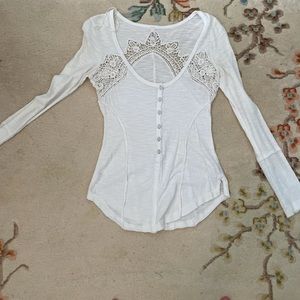 Lace detail top